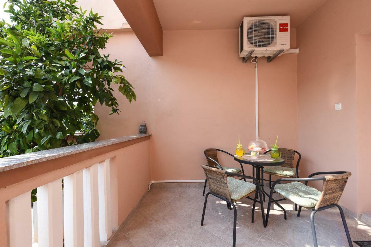 Apartmani Damant Задар Екстериор снимка
