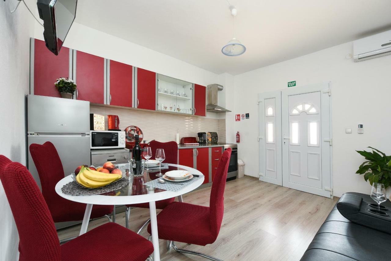 Apartmani Damant Задар Екстериор снимка