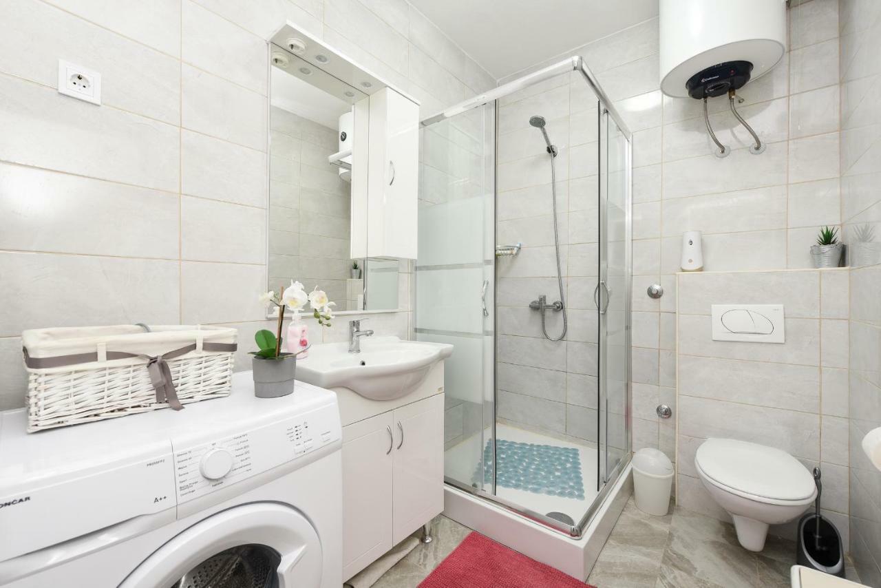 Apartmani Damant Задар Екстериор снимка