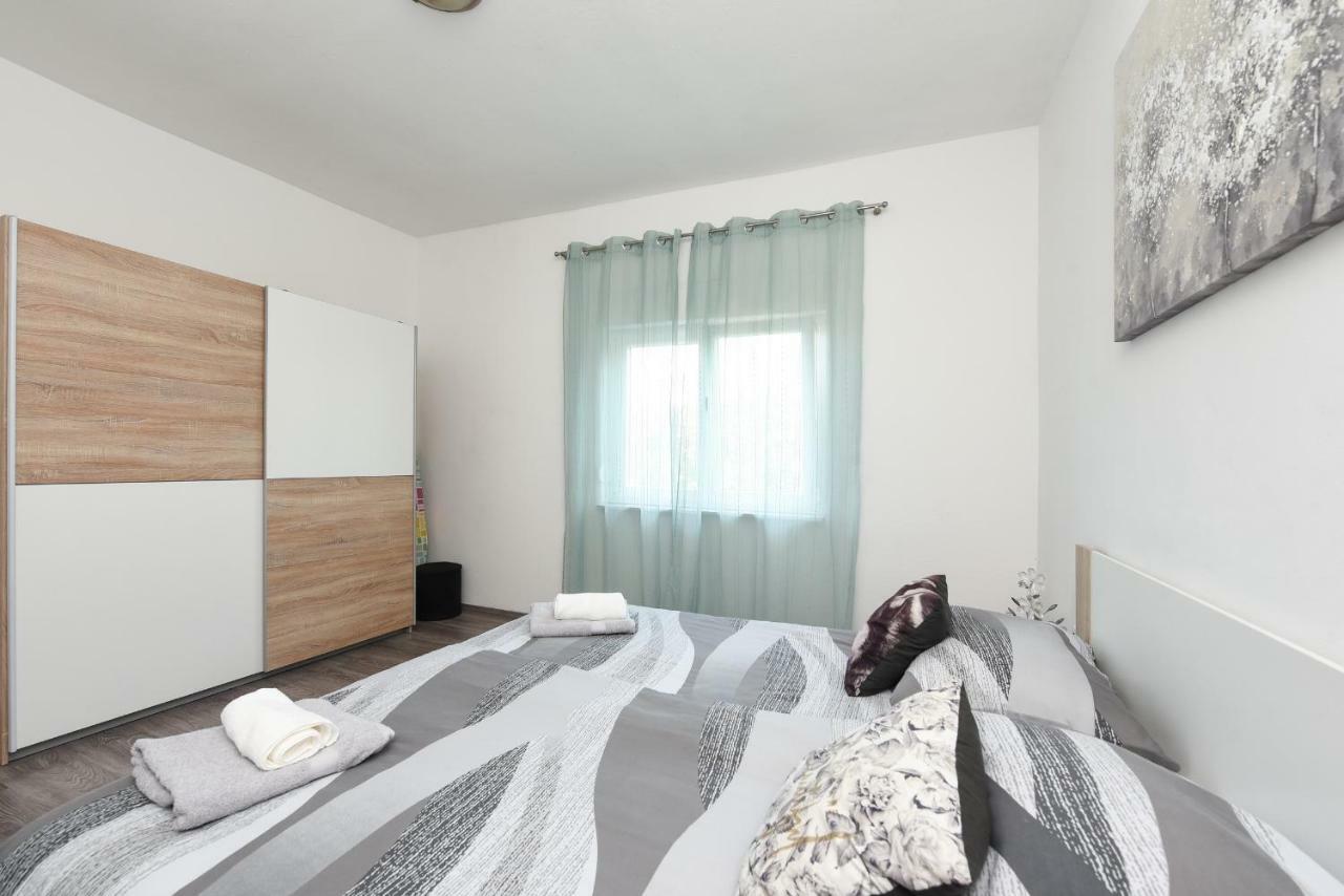 Apartmani Damant Задар Екстериор снимка